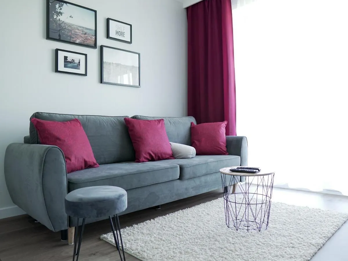 Vizzit Us Premium Apartments Warsaw Poland