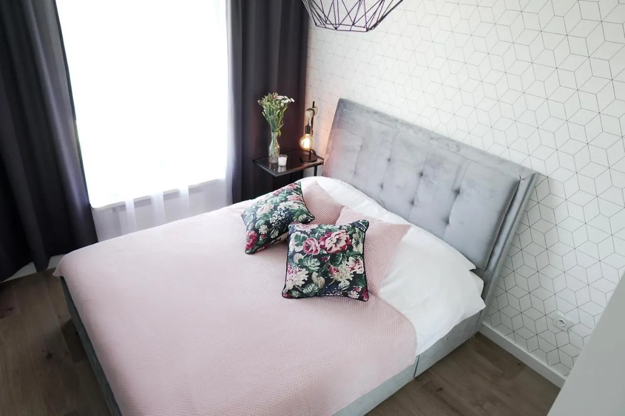 Vizzit Us Premium Apartments Warsaw