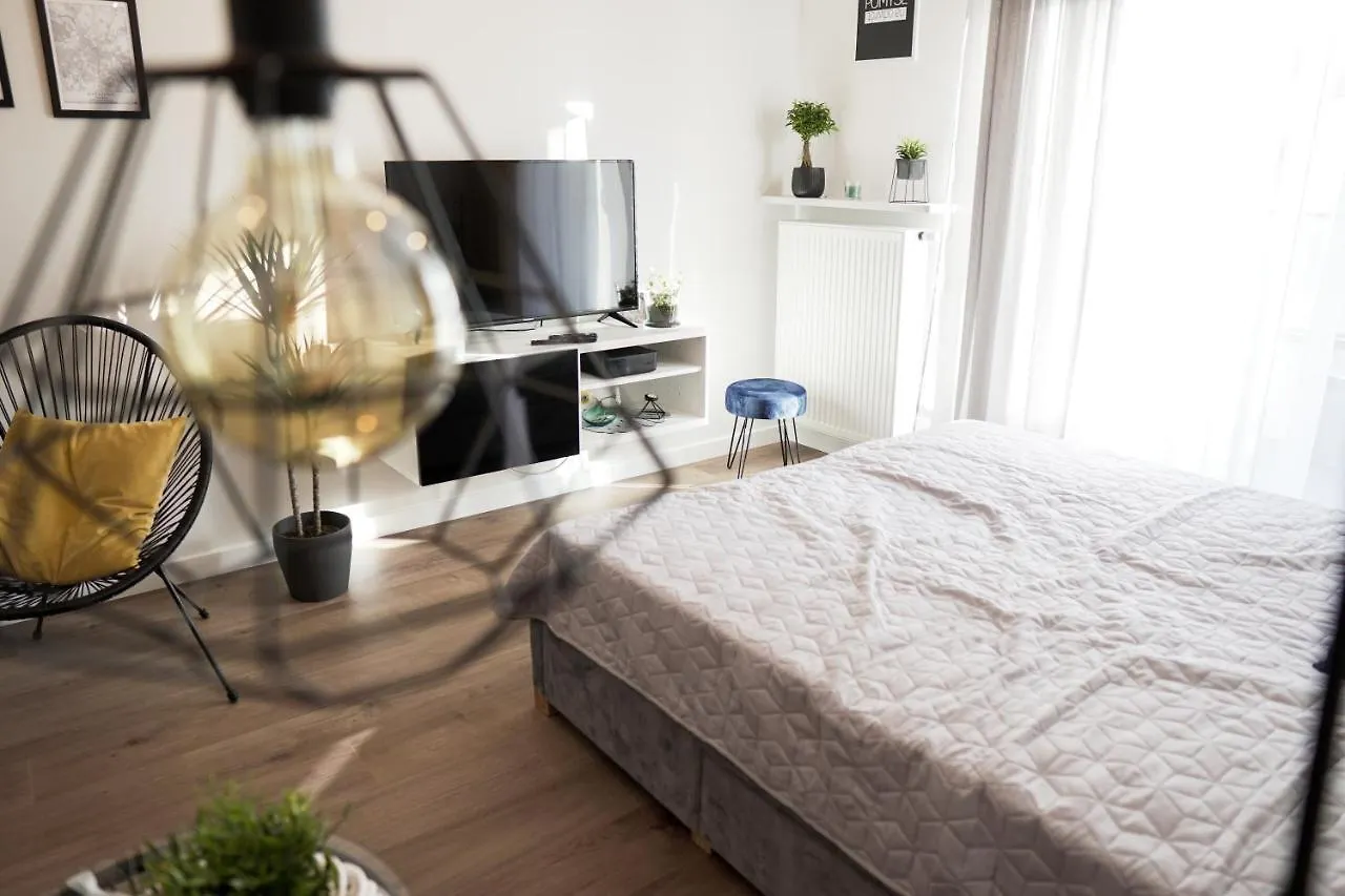 Vizzit Us Premium Apartments Warsaw Poland